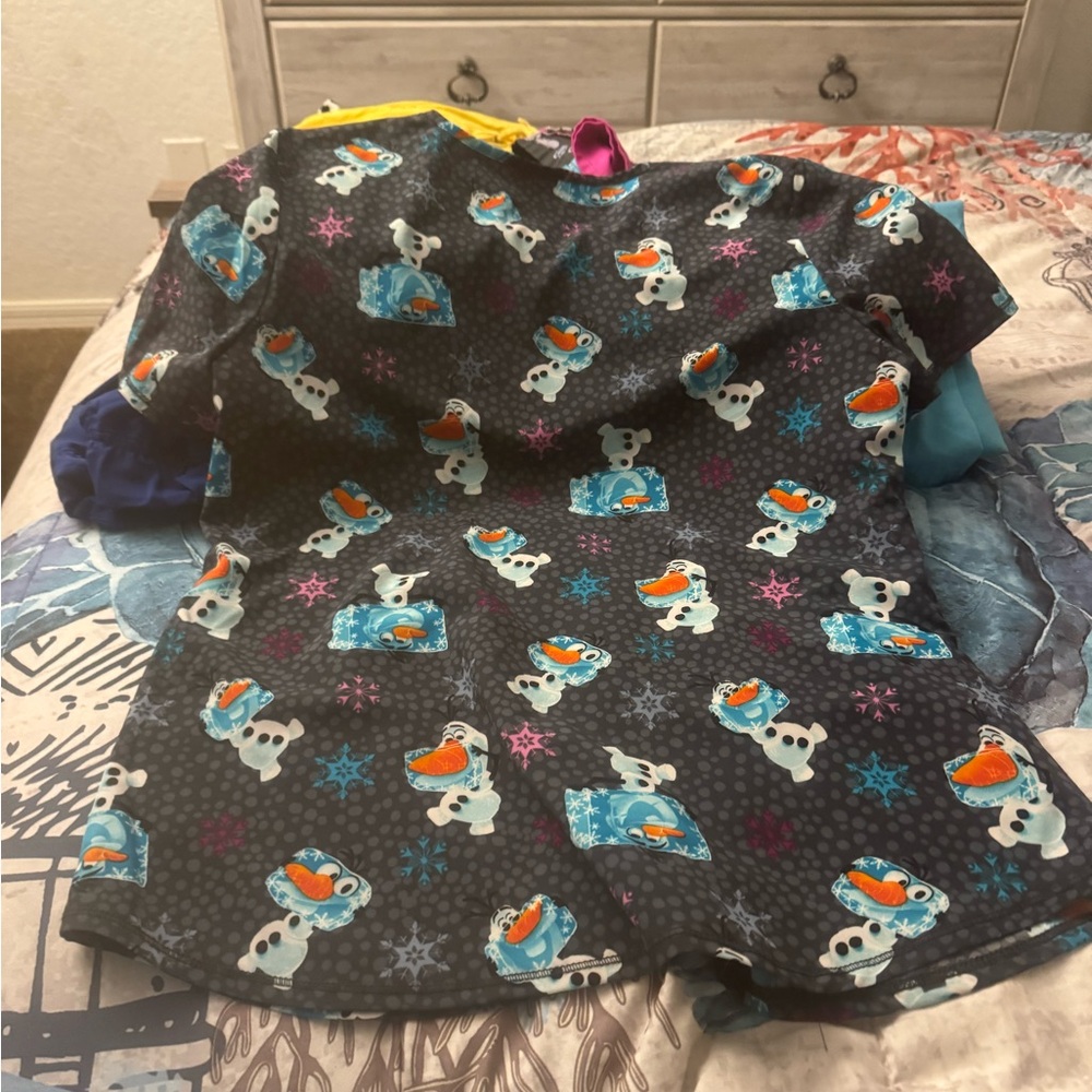 Disney frozen scrub top